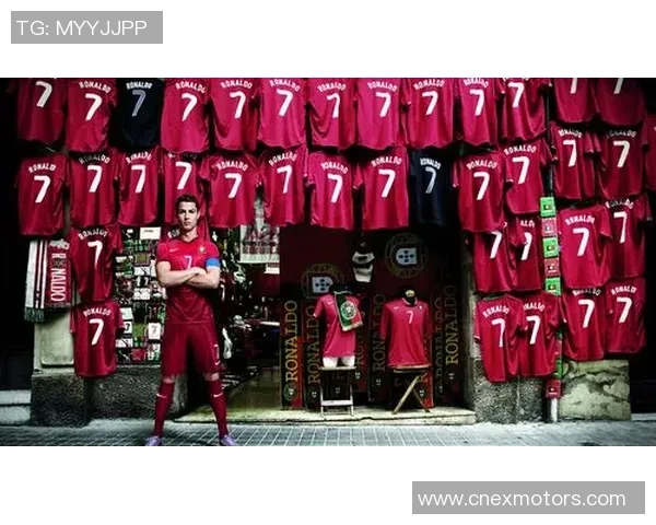 车载小摆件足球明星助你一路畅行展现个性与热爱 车载小摆件足球明星助你一路畅行展现个性与热爱