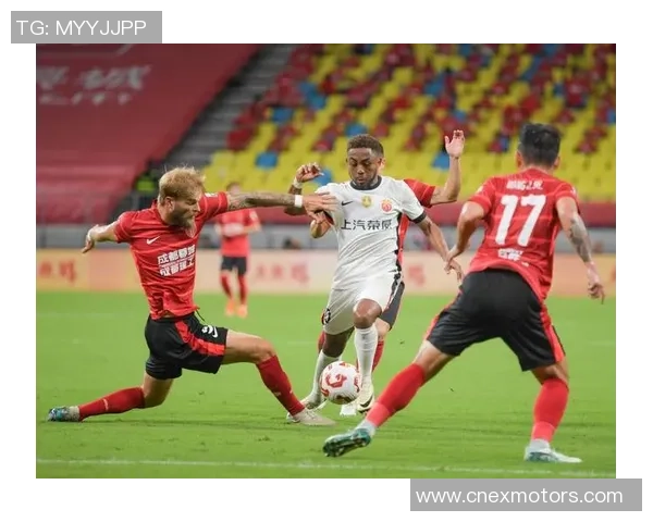 成都足球队荣登足球灵活性排行榜第五名展现出色竞技水平与团队协作能力 成都足球队荣登足球灵活性排行榜第五名展现出色竞技水平与团队协作能力